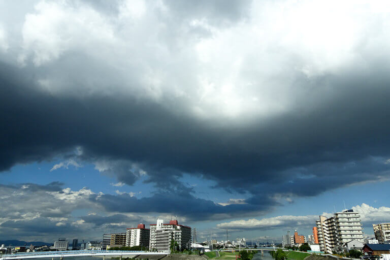 雲イメージ相川