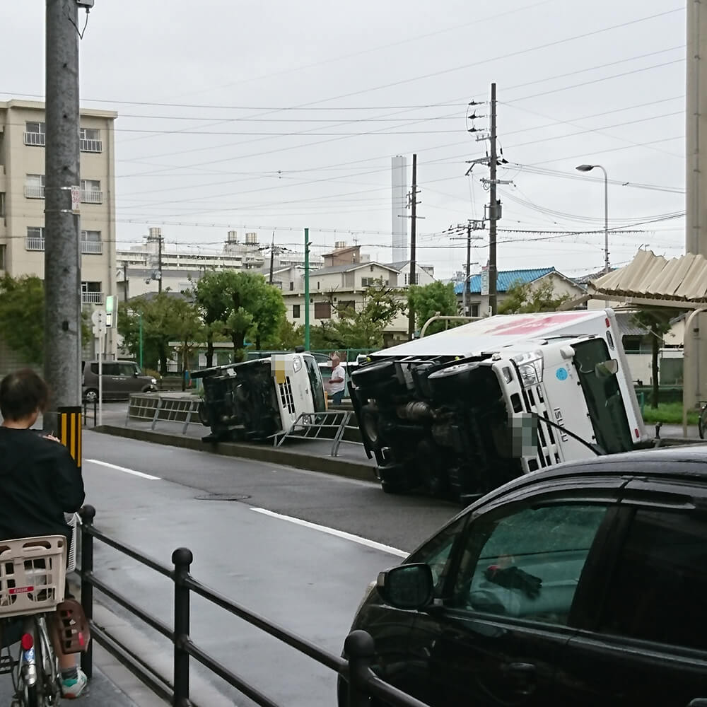 井高野駅前