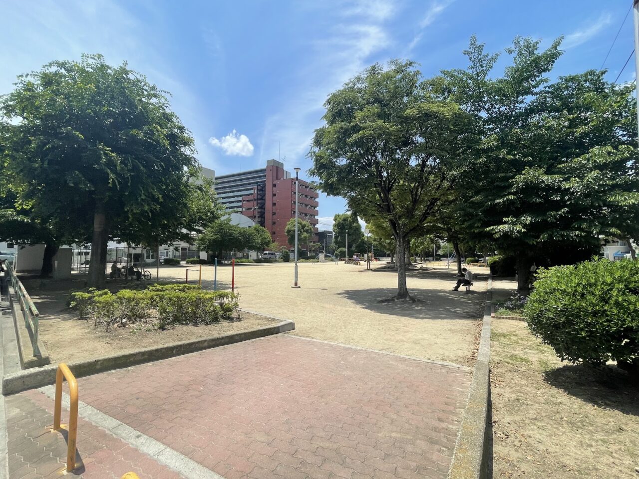 多幸公園の外観