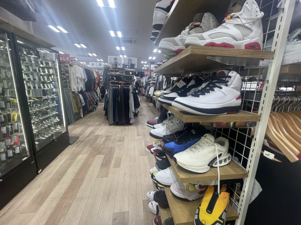 セカンドストリート上新庄の店内の様子