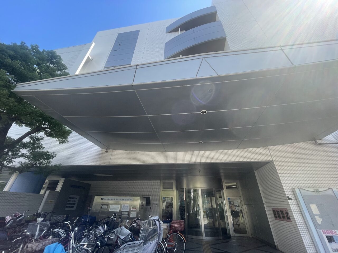 東淀川区民会館の外観