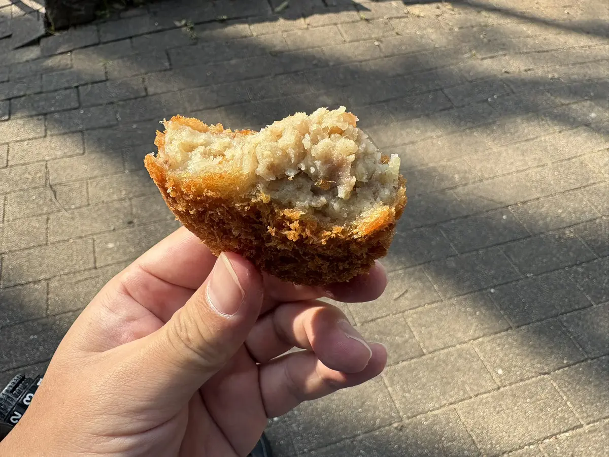 いづみやコロッケDXの断面