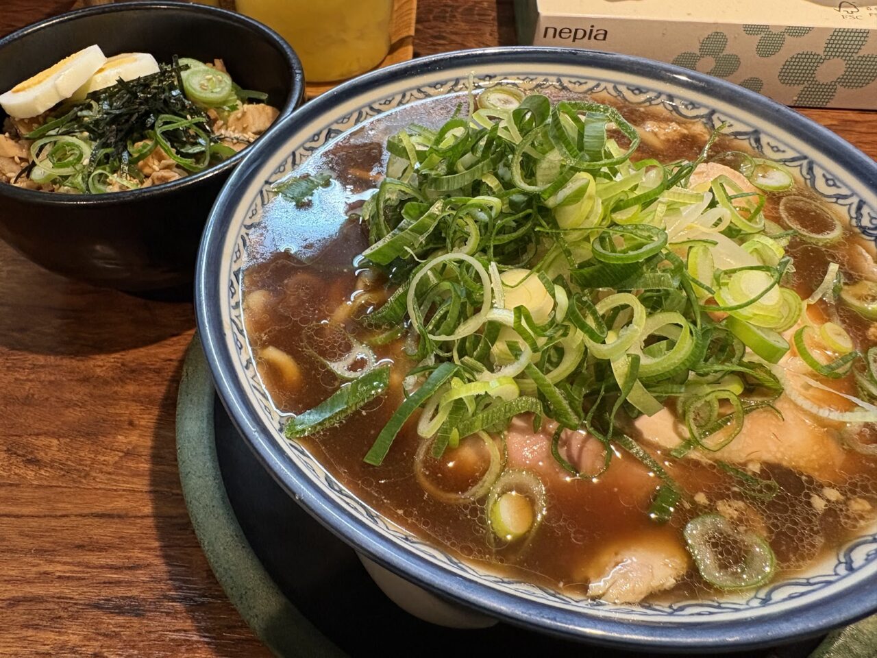 天神旗の菊醤とへたれ丼