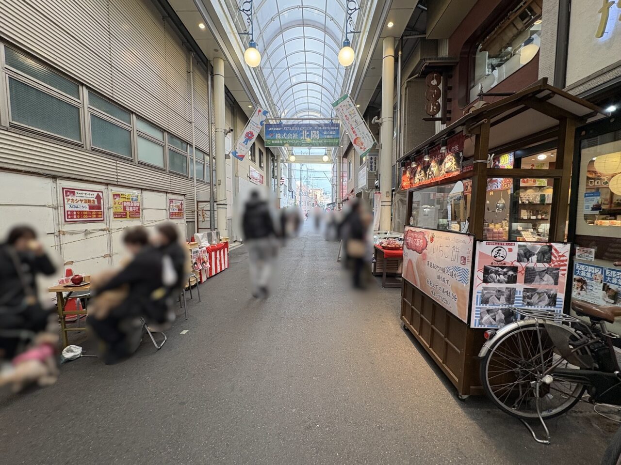 菓匠あさだ淡路店の店舗前