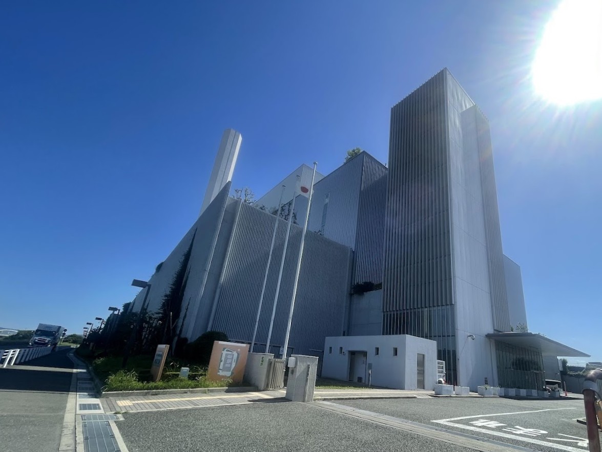 東淀工場（ごみ焼却工場）の外観