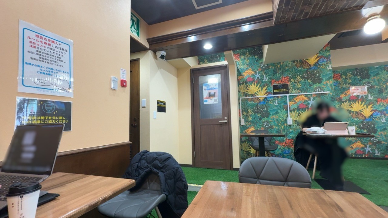 セルフカフェ上新庄店の個室ブース