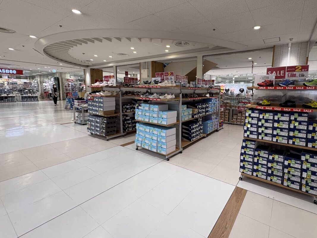 かみしんプラザの催事スペース